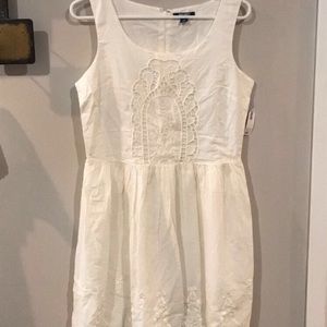 NWT Women’s size 8 white summer dress